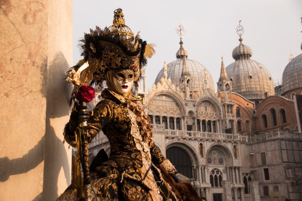 10 Need-To-Know Tips For Venice Carnival